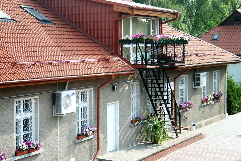 Klaipeda Inn Private Parking And Kitchen Exteriör bild