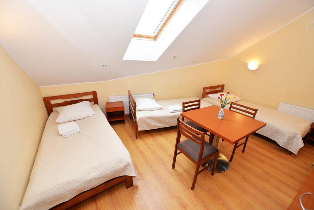 Klaipeda Inn Private Parking And Kitchen Rum bild