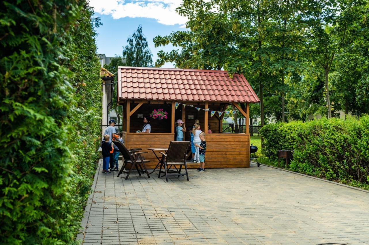 Klaipeda Inn Private Parking And Kitchen Exteriör bild