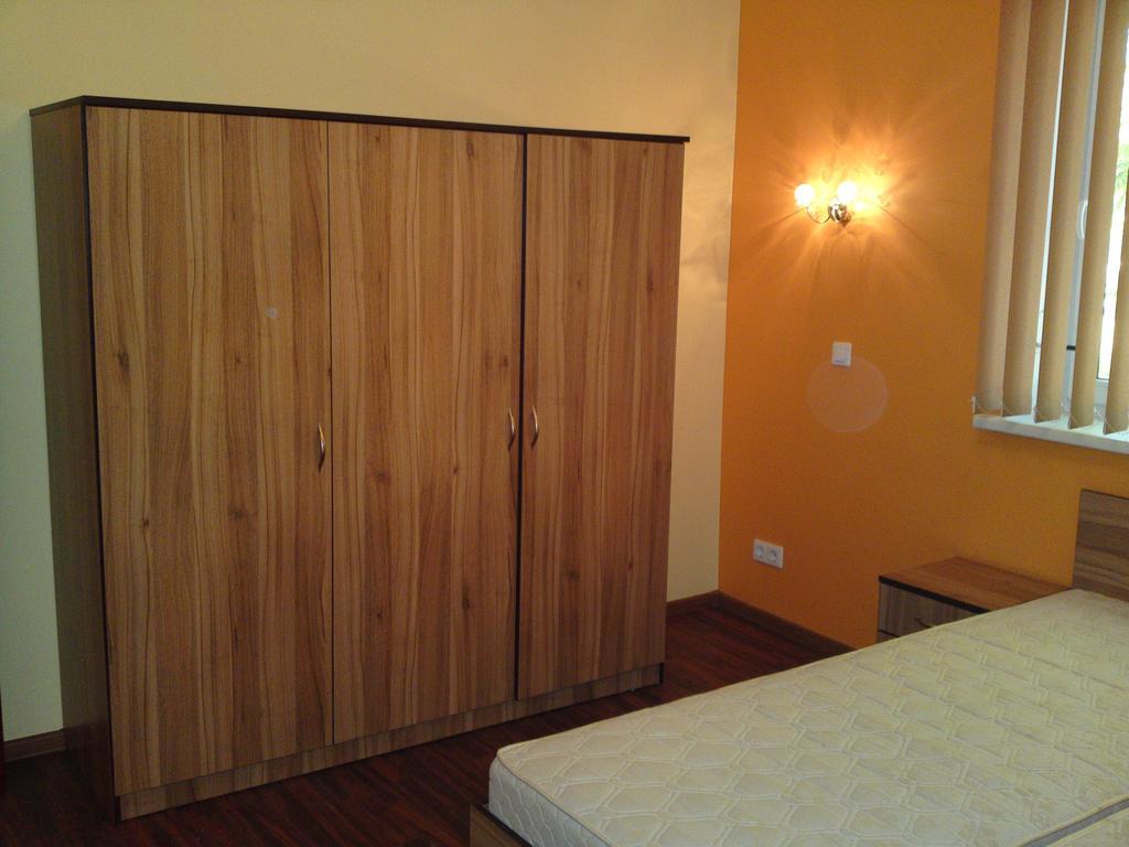 Klaipeda Inn Private Parking And Kitchen Exteriör bild