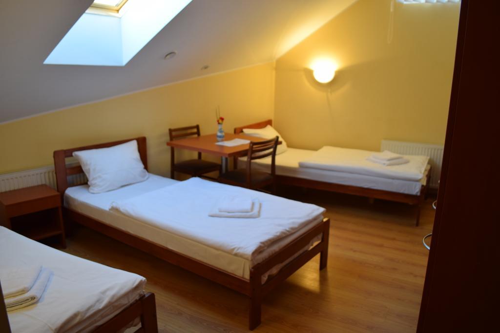 Klaipeda Inn Private Parking And Kitchen Exteriör bild